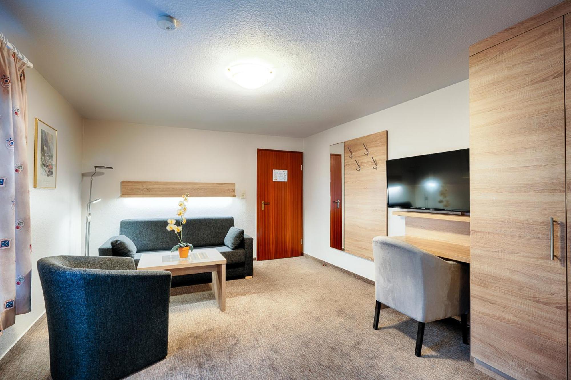 Hotel Friesland Leck Bagian luar foto