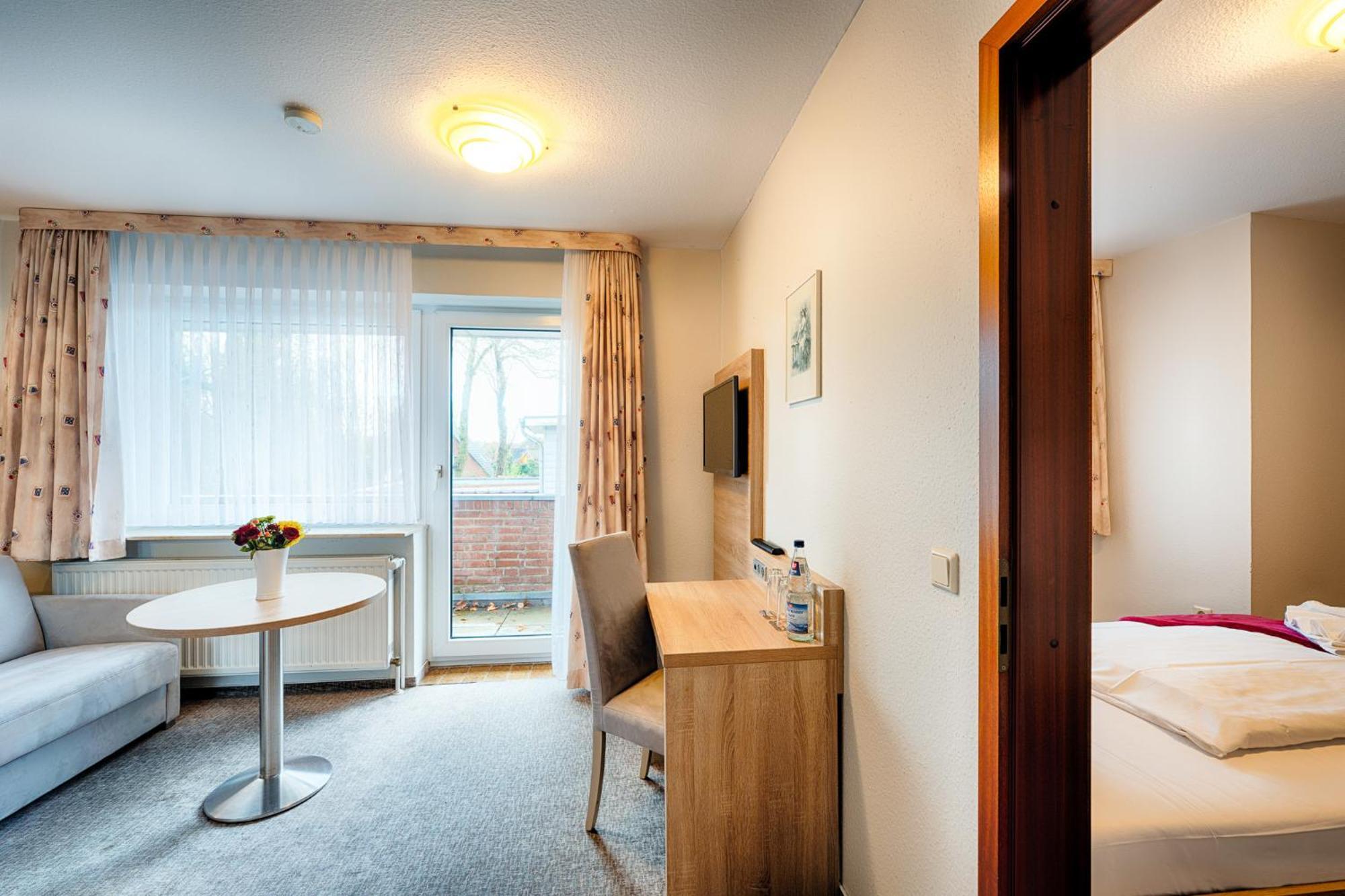 Hotel Friesland Leck Bagian luar foto